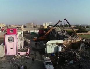 Air strike on Yemen prison leaves dozens dead