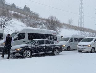 Istanbul blizzard morphs into political debate
