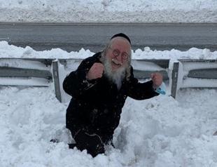 Rabbi who took shelter in Istanbul mosque returns home