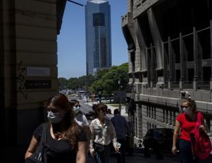 Argentina reaches debt deal with IMF
