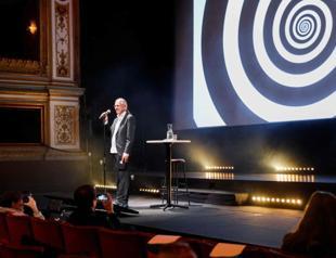 Swedish film festival puts audiences under hypnosis