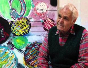 Artist takes paintings back after 26 years