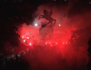 Locals hold vigil following attack on Atatürk statue
