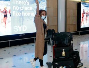 Australia to open borders to vaccinated travelers on Feb. 21