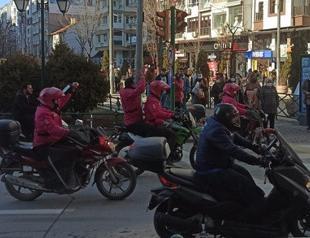 Regulator mulling steps to improve couriers’ work conditions