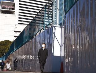 Toshiba unveils new plan to split into two companies