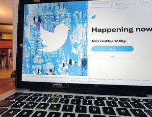 Twitter sticks with ambitious targets despite earnings miss