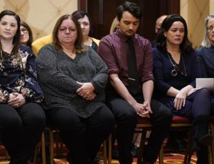 Sandy Hook families settle for $73 mln with gun maker Remington