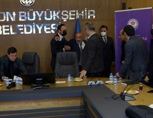 Brawl erupts at anger management meeting