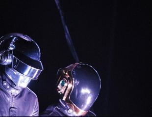 Daft Punk returns to social media, releases deluxe ’Homework’ album