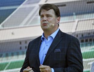 Ford CEO: No plan to spin off EV business, but change coming