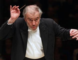 Prominent conductor dropped over Putin ties
