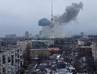 Fighting rages in Ukraine as Russian troops claim city