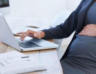 Women should work up until attaining motherhood, most Turks say