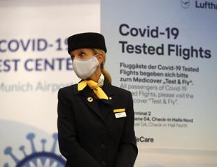 Lufthansa narrows losses as Ukraine weighs on outlook