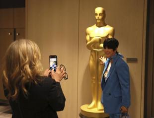 After a year away, Oscar nominees celebrate together