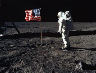 Buzz Aldrin’s famous 1969 moon walk picture sells at auction