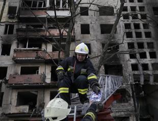 Russia’s bombardment of Ukraine edges closer to central Kyiv