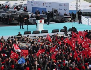 Turkey opens massive Çanakkale bridge on Victory Day