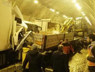 Several injured in Bolu tunnel pile-up