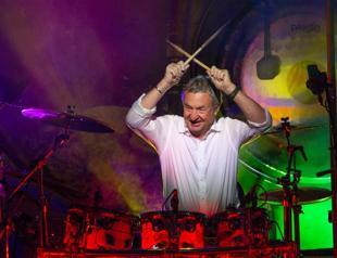 Pink Floyd drummer to be in Istanbul with band