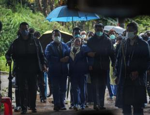 Search area widened for 2nd black box in China Eastern crash