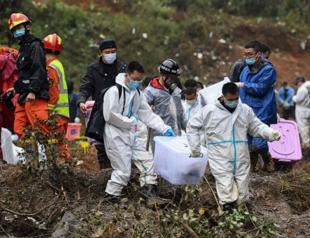 5 days after crash, 2nd black box eludes China searchers