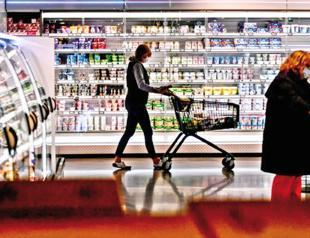 German consumer confidence plunges