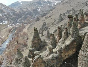Fairy chimneys of Çankırı await tourists