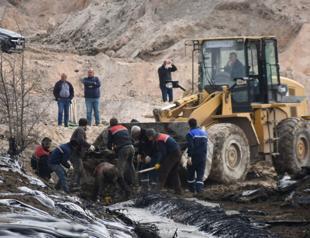 Investigation launched over fuel oil leak at industrial facility