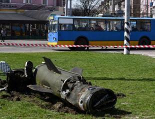 ‘Bodies everywhere’: Rockets strike Ukraine evacuation hub