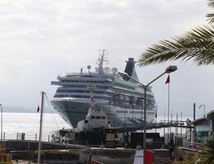 Alanya welcomes first cruise ship this year