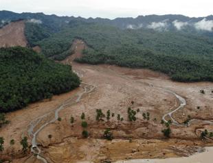 Death toll from Philippines landslides, floods hits 133