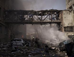 Russia strikes Ukraine’s big cities, bears down on Mariupol