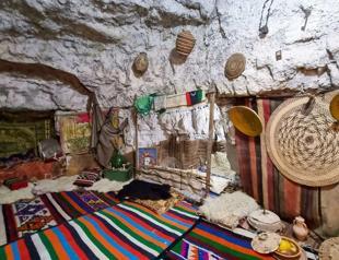 Libya’s underground homes wait for tourism revival
