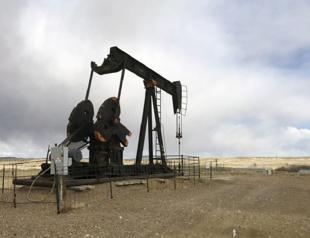Washington resumes oil, gas drilling leases on federal land