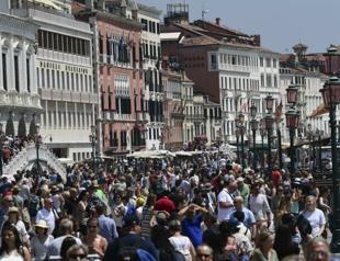 Venice readies day-trip booking system to ease crowds
