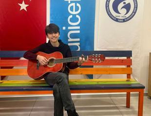 Refugee children in Turkey celebrate Children’s Day