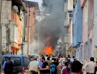 Single-engine plane crashes into alley in Bursa
