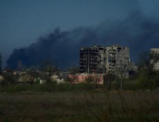 Some Ukrainians evacuated from ruins of Mariupol steel plant