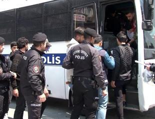 Turkey closes Istanbul for new asylum seekers, minister says