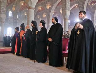 First mass in two decades held in church with no congregation