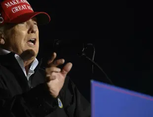 Elon Musk says he would lift Twitter ban on Trump