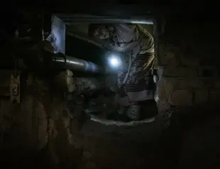 Russian radio voices sow fear in Ukraine war zone