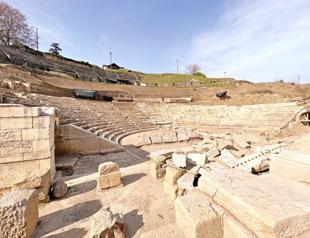 Ancient city’s theater unique in Turkey