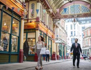 UK inflation climbs to 40-year high