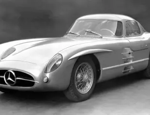 Vintage Mercedes fetches record for 135 mln euros at auction