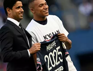 ‘Very happy’ Mbappe snubs Real Madrid to stay at PSG