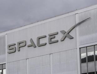 SpaceX aims to raise $1.7 billion: media