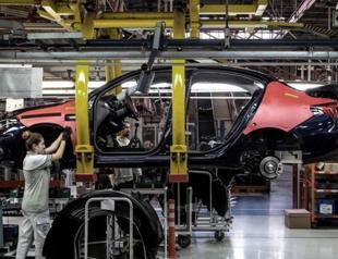 Capacity utilization rises slightly in May